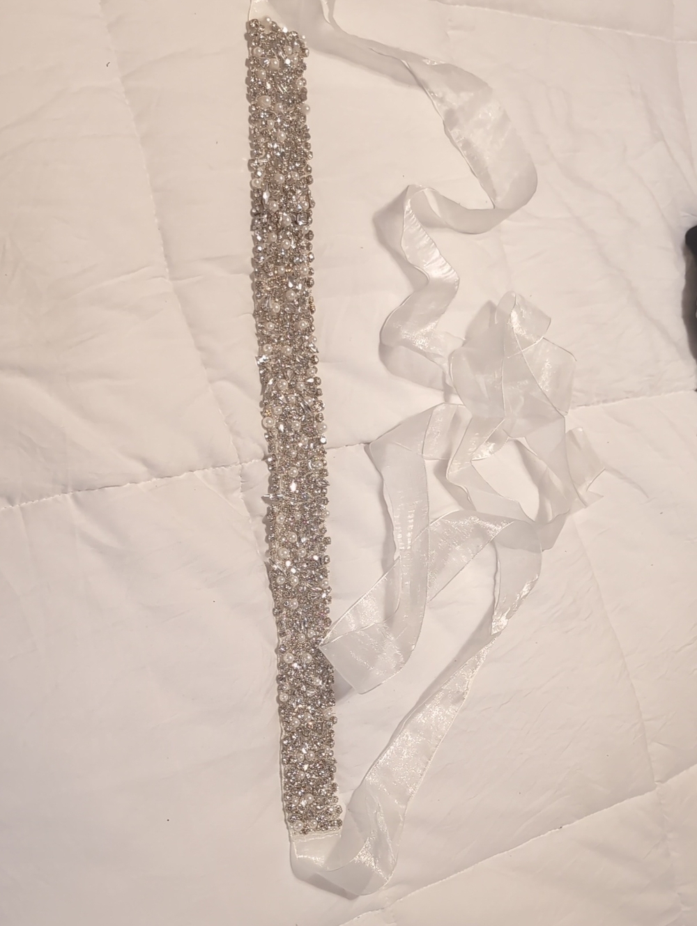 David's Bridal White and Silver Beaded Bridal Belt